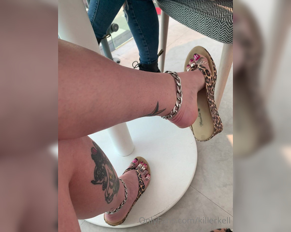 Killersexyfeets aka Killerkell OnlyFans - Breakfast dangle