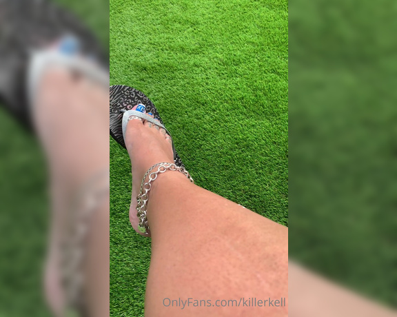 Killersexyfeets aka Killerkell OnlyFans - New flip flops on while I have a glass of red wine Are you getting hot n bothered