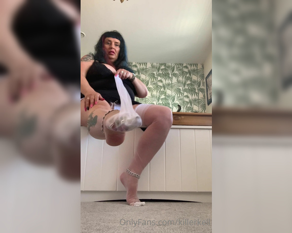 Killersexyfeets aka Killerkell OnlyFans - I know your watching me I know your cock is in your hand You can’t help but touch it and that turn