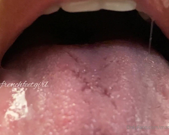 Mariefrenchfeetgirl aka Mariefrenchfeetgirl OnlyFans - Pov tongue and mouth for my first time do you like