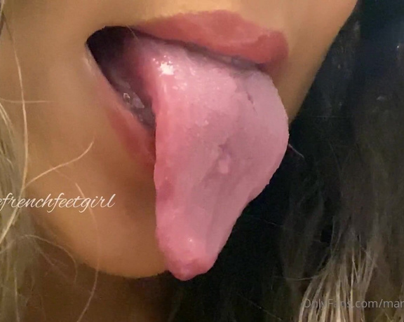 Mariefrenchfeetgirl aka Mariefrenchfeetgirl OnlyFans - Pov tongue and mouth for my first time do you like