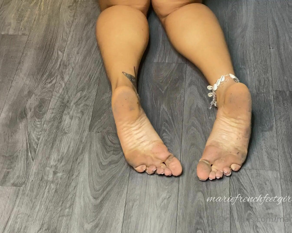 Mariefrenchfeetgirl aka Mariefrenchfeetgirl OnlyFans - Dirty at home, not too dirty as you claimed