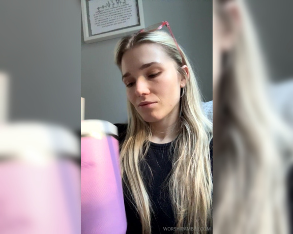 Princess Amber aka Worshipamber OnlyFans - Lazy Sunday