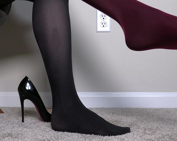 Princess Amber aka Worshipamber OnlyFans - Stockings X pantyhose X stilettos