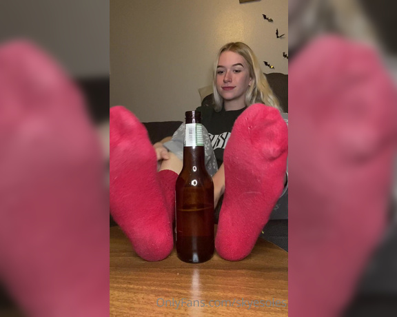 Skye aka Solesofskye OnlyFans - Time to take off my sweaty socks and enjoy a drink