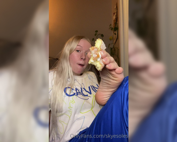 Skye aka Solesofskye OnlyFans - Want a bite