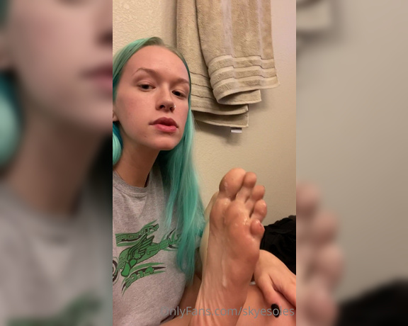 Skye aka Solesofskye OnlyFans - Did someone say more spit
