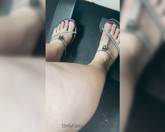 Ariel Love aka Ariellovexo OnlyFans - Live action pedal pumpingdriving in these sexy new sandals Had to show y’all what I kept looking