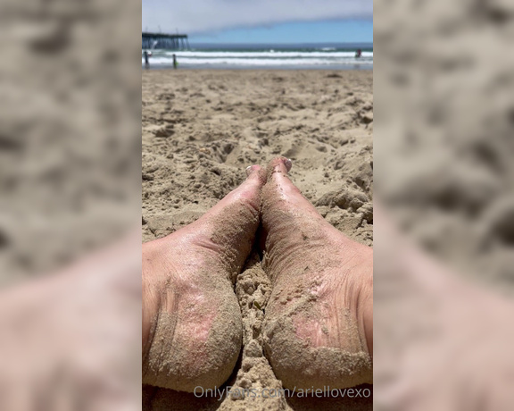 Ariel Love aka Ariellovexo OnlyFans - Pismo beach toes