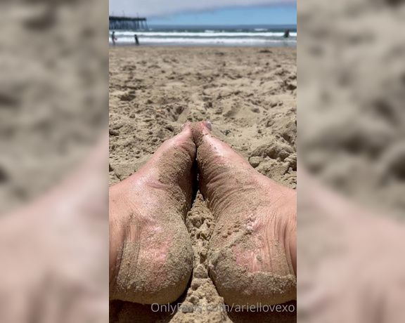 Ariel Love aka Ariellovexo OnlyFans - Pismo beach toes