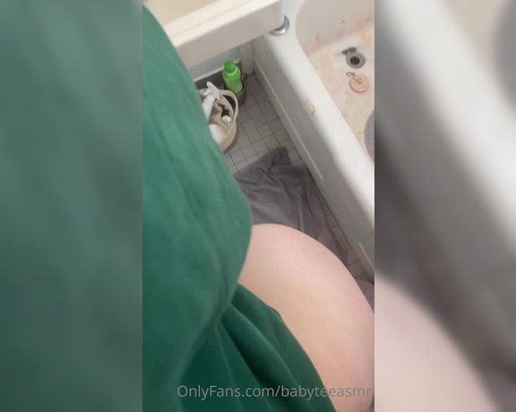 Baby Tee aka Babyteeasmr OnlyFans - Come take a shower with