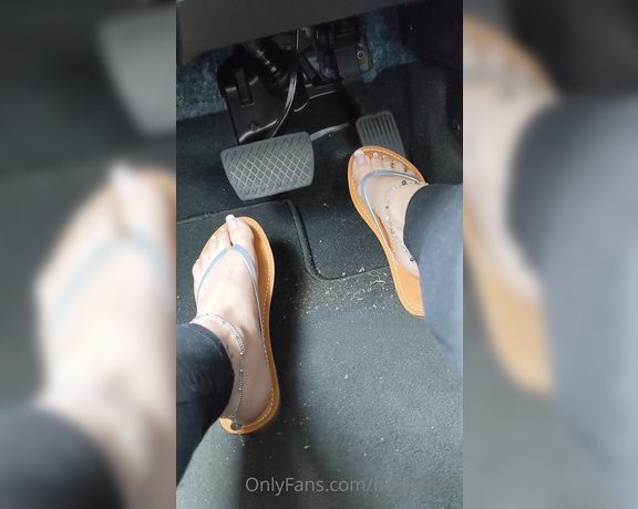 Beauxfeet aka Beauxfeet OnlyFans - Lets go for a drive