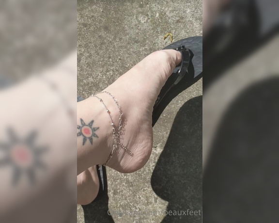 Beauxfeet aka Beauxfeet OnlyFans - Veins and Video 4