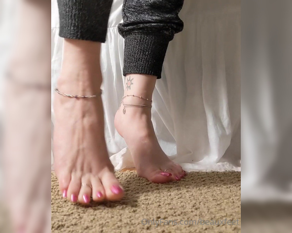 Beauxfeet aka Beauxfeet OnlyFans - Still Pink