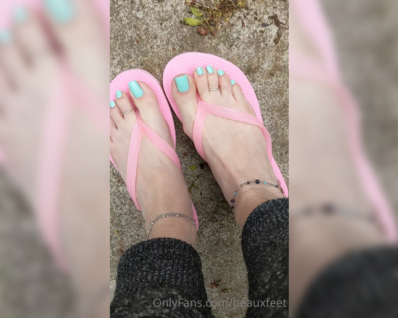 Beauxfeet aka Beauxfeet OnlyFans - New pedicure and length! Yes, they are shorter They were getting too long for me and they always 1
