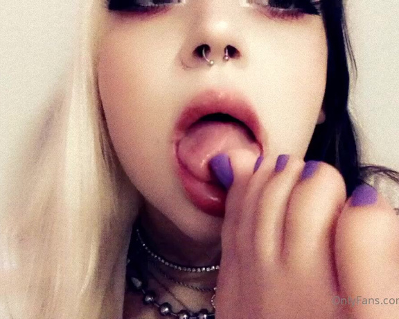 Blair aka Blairhaze OnlyFans - Sexy self worhsip tease for yall c want more