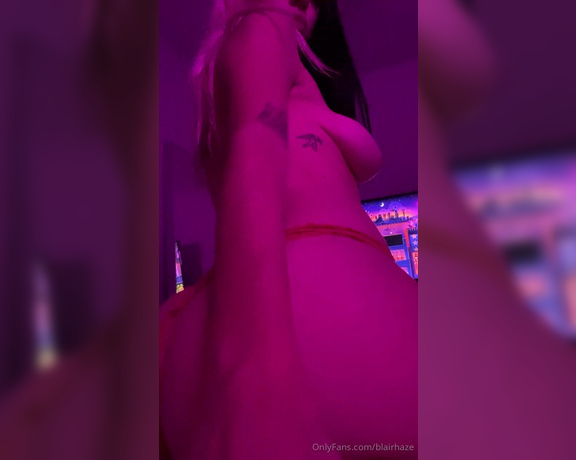 Blair aka Blairhaze OnlyFans - Worship this ass