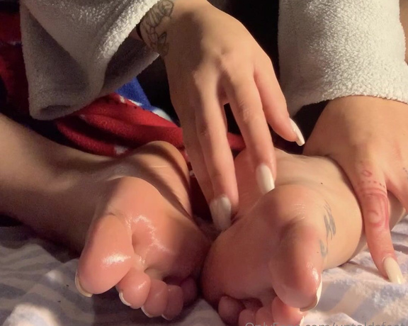 Foot fetish unleashed aka Untoldsfeet OnlyFans Video 171