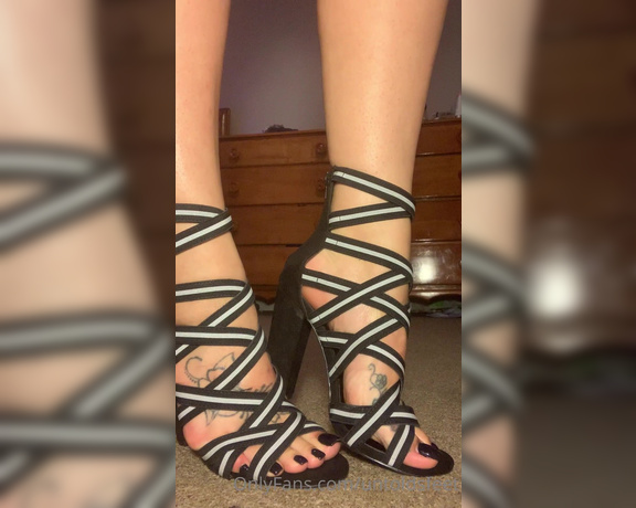 Foot fetish unleashed aka Untoldsfeet OnlyFans Video 020