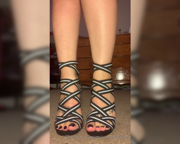 Foot fetish unleashed aka Untoldsfeet OnlyFans Video 020