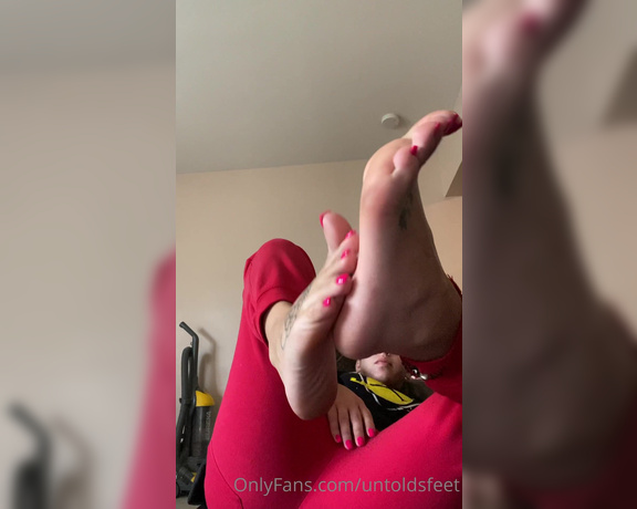 Foot fetish unleashed aka Untoldsfeet OnlyFans Video 178