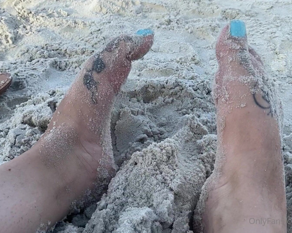 Foot fetish unleashed aka Untoldsfeet OnlyFans Video 993