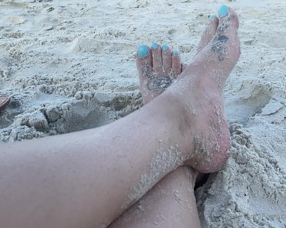 Foot fetish unleashed aka Untoldsfeet OnlyFans Video 993