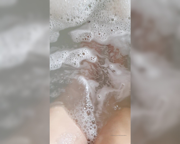 GoddessAmyWynters aka Amywynters OnlyFans - Clip  Morning boys & girls Im still really poorly today just having a bath to try make self feel