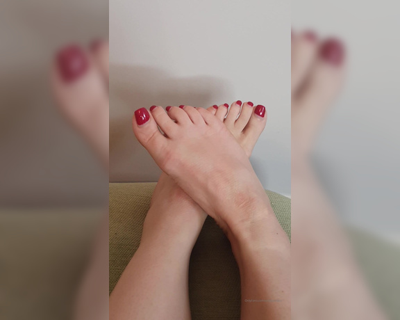 GoddessAmyWynters aka Amywynters OnlyFans - Clip  Pretty Toes