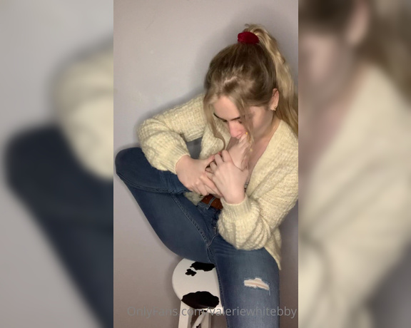 Valerie aka Valeriewhitebby OnlyFans - Some self worship after a long day )