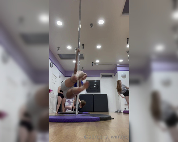 Adreena Cuckoldress aka Adreenacuckoldress OnlyFans - Pole dancing practice