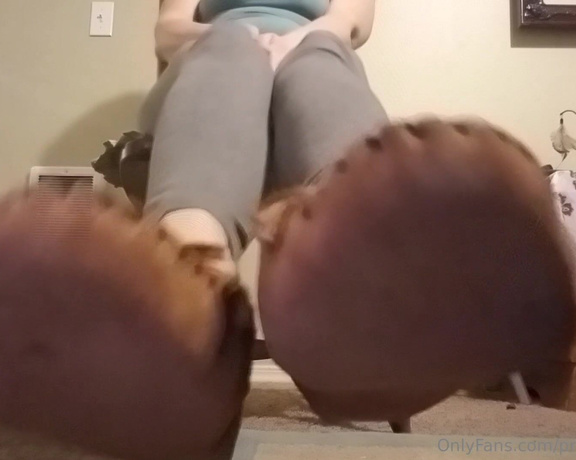 Brandy Elliott aka Premiumbrandy OnlyFans - Moccasin Shoe Play I tease you by playing with my moccasins Slowly slipping them off to dangle and