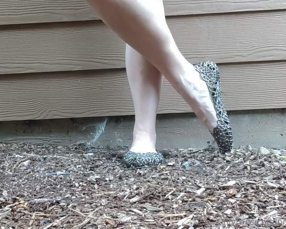 Brandy Elliott aka Premiumbrandy OnlyFans - Jelly Shoe Play Outside enjoying the warm air and playing around with my jelly shoes I slip them