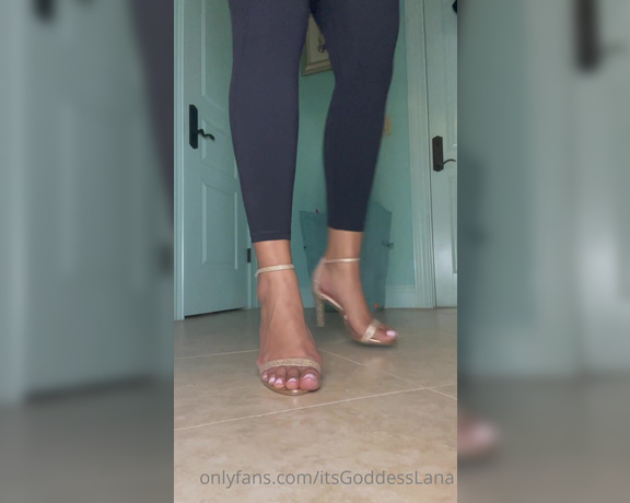 Goddess Lana aka Itsgoddesslana OnlyFans - Some giantess tease in sexy heels…the only thing I care about is your sacrifice and devotion to give