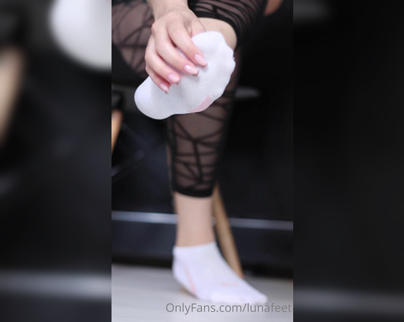 Luna Feet aka Lunafeet OnlyFans - Sweat after gym