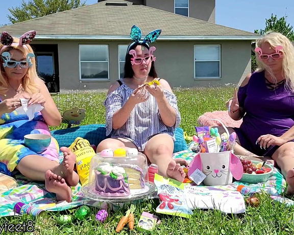 MyPrettyFeet8 aka Myprettyfeet8 OnlyFans - Easter Picnic with @sweetesthangsfeet and @heavenlyxperience Were enjoying our Easter lunch in the