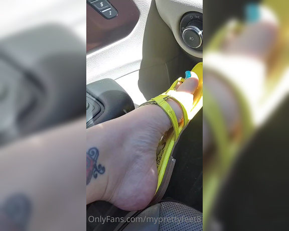 MyPrettyFeet8 aka Myprettyfeet8 OnlyFans - In car flip flop tease for