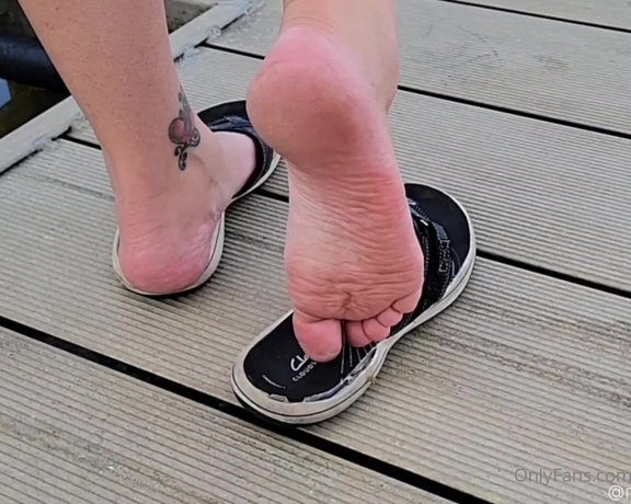 MyPrettyFeet8 aka Myprettyfeet8 OnlyFans - Fishing for Feet Scene opens on a deserted, private dock He catches me walking past him on the dock