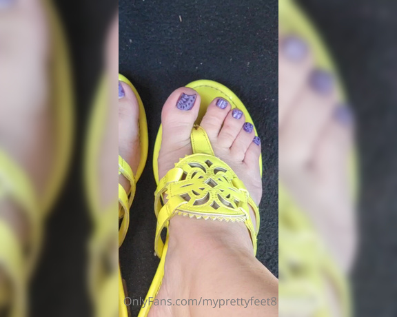 MyPrettyFeet8 aka Myprettyfeet8 OnlyFans - Short clip in the car with my purple fall pedi