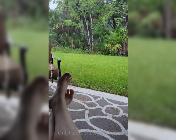 MyPrettyFeet8 aka Myprettyfeet8 OnlyFans - Rainy day