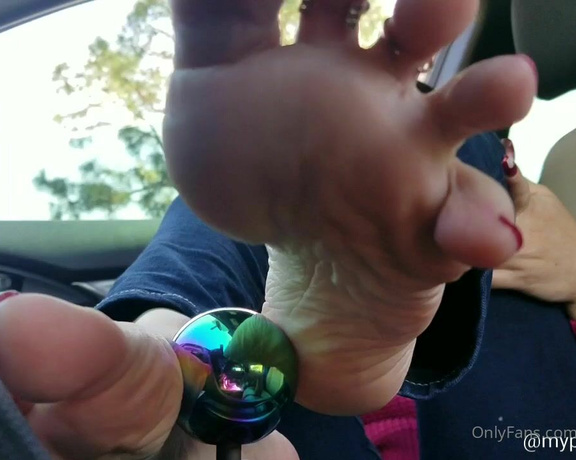 MyPrettyFeet8 aka Myprettyfeet8 OnlyFans - Lucky Gearshift Knob Job You are definitely going to be thinking, That is one Lucky Gearshift! Altho