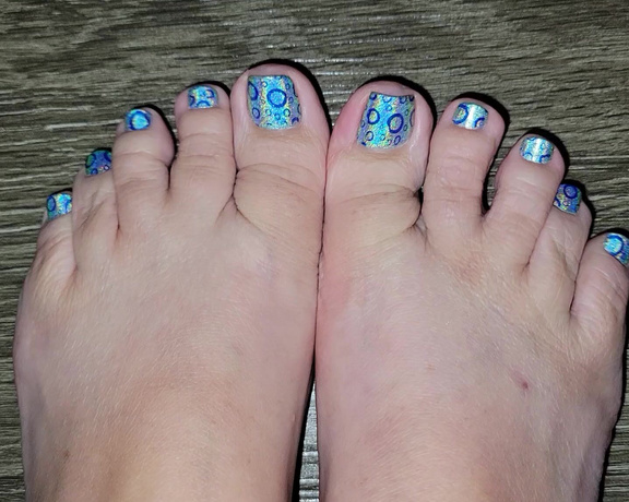 MyPrettyFeet8 aka Myprettyfeet8 OnlyFans - Oh those toes