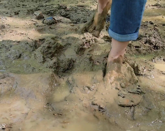 MyPrettyFeet8 aka Myprettyfeet8 OnlyFans - Full Length Muddy Fun with FlipFlops 10 min premade clip DAY! haha Ive found a large muddy spot