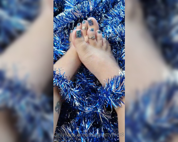 MyPrettyFeet8 aka Myprettyfeet8 OnlyFans - Whp loves snowflake pedis