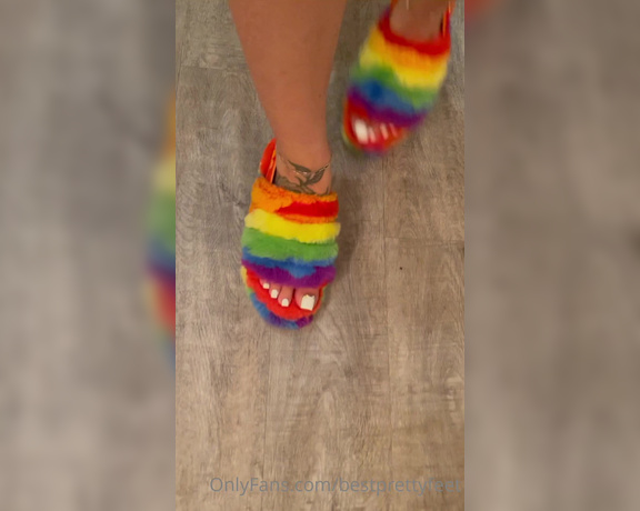 Raes Pretty feet aka Bestprettyfeet OnlyFans Video 412