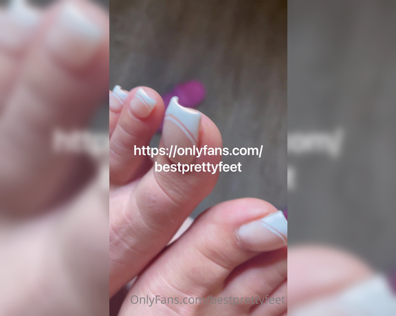 Raes Pretty feet aka Bestprettyfeet OnlyFans Video 757