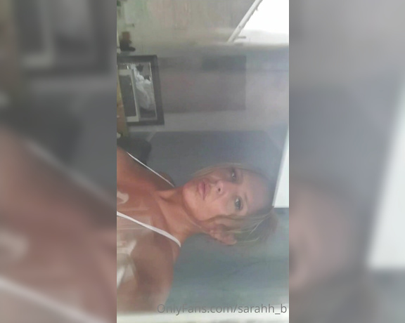 Sarahh_B aka Sarahh_b OnlyFans - I feel like someones watching