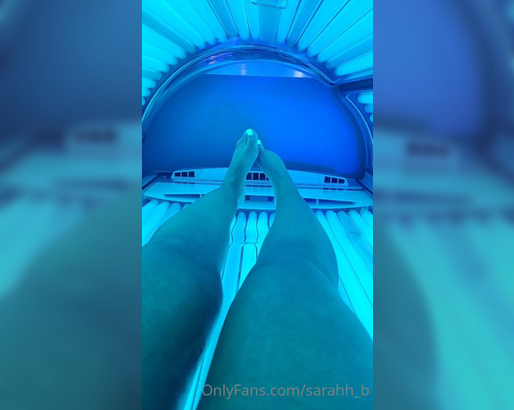 Sarahh_B aka Sarahh_b OnlyFans - Toasting them feet get back my tan and dry them out