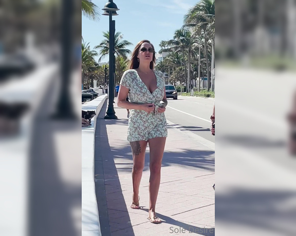 Sole Desire3 aka Soledesire3 OnlyFans - The pretty woman I imagine has gigantic Gs like me walking down the street Just a cute clip