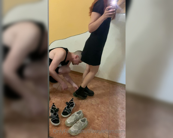 LifeStyle Femdom aka Lifestylefemdom OnlyFans - I admire in front of the mirror while my slave is cleaning my shoes)